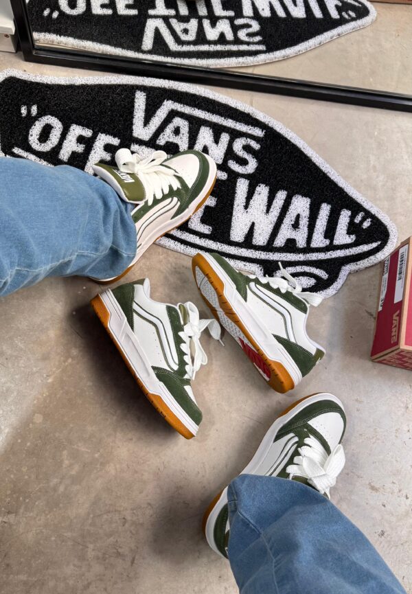 Vans Hylane - Imagem 2
